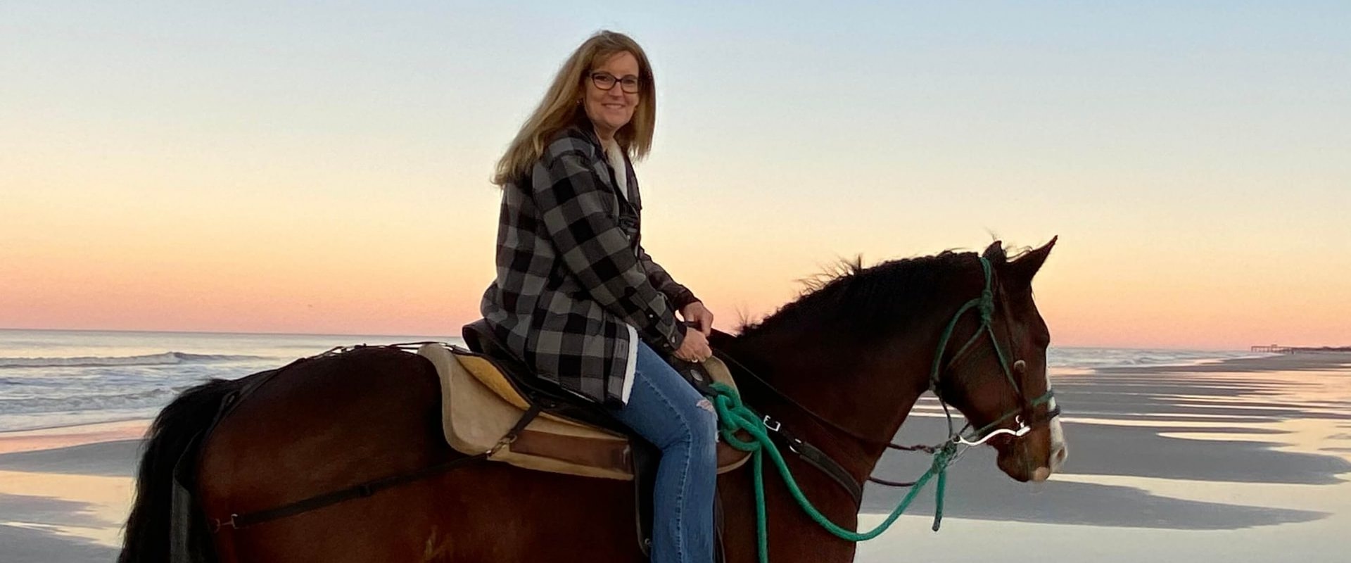 Discover Florida's Equestrian Scene: Beach Rides and Sunset Tours